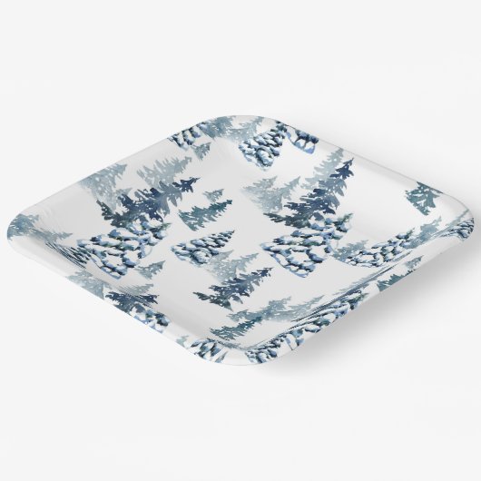 冬のエレガント森の雪のモミの森クリスマス ペーパープレート (傾斜あり)