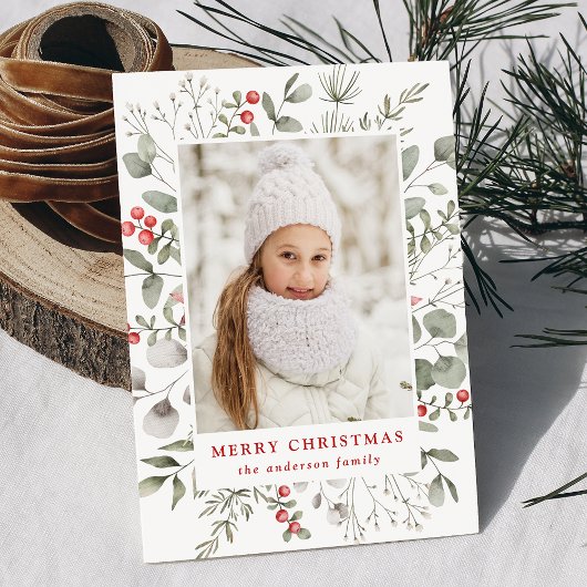 冬のエレガント葉とホリーベリーの写真 シーズンカード