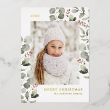 冬のエレガント葉とホリーベリーの写真