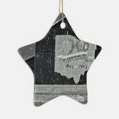 冬のオハイオ州の納屋 セラミックオーナメント (右)