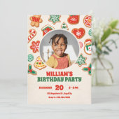 冬のカラフルクリスマスのクッキーの誕生日 招待状 (スタンド正面)