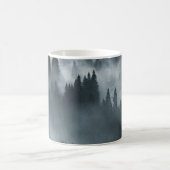 冬のカルパス人:日の出の山の風景 コーヒーマグカップ (中央)