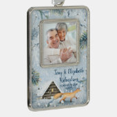 冬のキツネ祖父母の記念写真クリスマス シルバープレートフレームオーナメント (右)