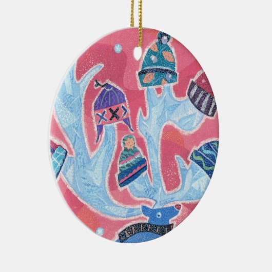 冬のクリスマスの多くの帽子を身に着けているトナカイ セラミックオーナメント (右)