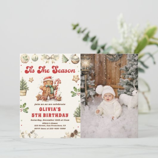 冬のクリスマスジンジャーブレッドのクッキー誕生日写真 招待状 (スタンド正面)