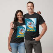 冬のサーファーカモメ、カモメサーフィン、カモメ Tシャツ (ユニセックス)