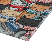 冬のスカーフと帽子の柄の猫 カッティングボード (角)