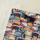 冬のスカーフと帽子の柄の猫 ビーチタオル (インサイチュ)