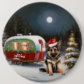 冬のドイツの羊飼いキャラバンクリスマスアドベンチャー 缶バッジ (正面)