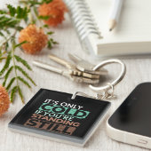 冬のハイカー – 唯一の冷もしたい立ち静止引用文 キーホルダー (正面右)