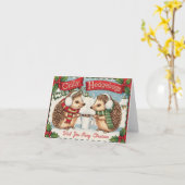 冬のハリネズミのクリスマス カード (黄色い花)