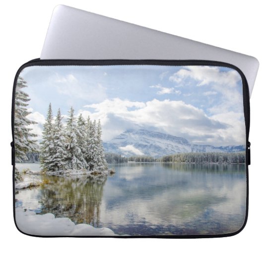 冬のバンフ国立公園 ラップトップスリーブ (正面)