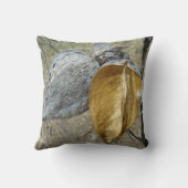 冬のヒワ鞘 クッション (裏面)