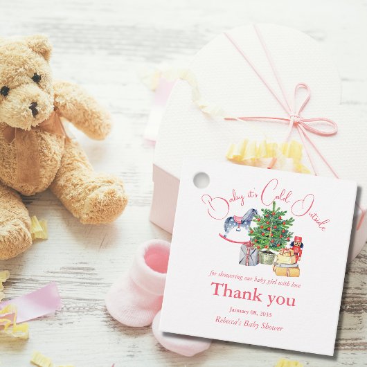 冬のピンクの女の子の赤ちゃんシャワー外は寒い フェイバータグ