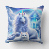 冬のファンタジー（美しいユニコーンと子猫） クッション (正面)