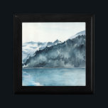 冬のフィヨルド ギフトボックス<br><div class="desc">Winter Fjords II by Jennifer Paxton Parker.水の色のフィヨルドを穏やかな青いトーンの設定で提供。</div>