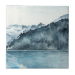 冬のフィヨルド タイル<br><div class="desc">Winter Fjords II by Jennifer Paxton Parker.水の色のフィヨルドを穏やかな青いトーンの設定で提供。</div>
