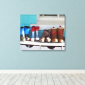 冬のブーツが一列に – Martha's Vineyard キャンバスプリント (インサイチュ (ウッドフロア))