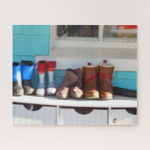 冬のブーツが一列に – Martha's Vineyard