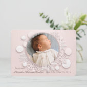 冬のベビー写真の誕生発表ピンク 案内状 (スタンド正面)
