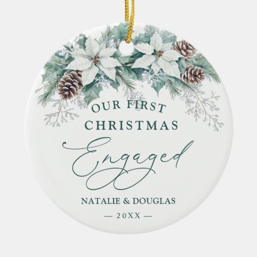 冬のポインセチア私たちの最初のクリスマスをパイン婚約した セラミックオーナメント (正面)