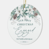 冬のポインセチア私たちの最初のクリスマスをパイン婚約した セラミックオーナメント (左)