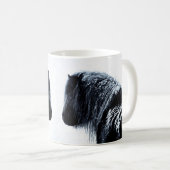 冬のマグのシェトランド諸島子馬 コーヒーマグカップ (正面右)