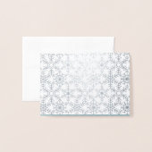 冬のモダンスノーフレークくもの巣ホリデーグリーティング 箔カード (封筒付き正面)