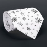 冬のモダン雪の結晶（白黒） ネクタイ<br><div class="desc">冬のモダン雪片の黒と白のパターンタイ – 落下する雪片のパターンの黒と白。休日と冬に最適。非常に思慮深い贈り物をする。</div>