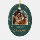 冬のモダン雪片フォトグリーンクリスマス セラミックオーナメント (正面)