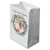 冬のリースカスタムメッセージとクリスマスフォト ミディアムペーパーバッグ (裏面アングル)