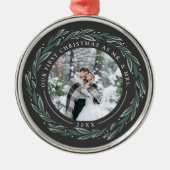 冬のリース |クリスマス結婚したの最初の写真 メタルオーナメント (正面)