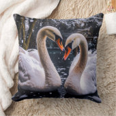 冬のワンダーランドにロマンチックな白鳥 クッション (ブランケット)