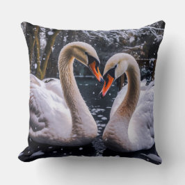 冬のワンダーランドにロマンチックな白鳥 クッション