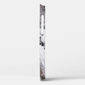 冬のワンダーランドに赤い傘 – 雪を入れる Case-Mate iPhoneケース (裏面 / 左)