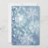 冬のワンダーランドの水の色のスノーフレーク甘い16 招待状 (裏面)