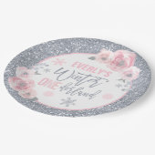 冬のワンダーランドピンクとシルバーの装飾 ペーパープレート (アングル)