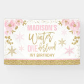 冬のワンダーランドピンクの最初の誕生日の装飾 横断幕 (横)