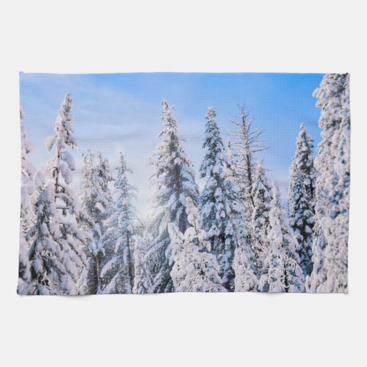 冬のワンダーランド雪の松 キッチンタオル (横)