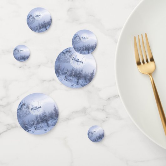 冬のワンダーランド霧氷の森の雪のモノグラム コンフェッティ (グループ)