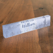 冬のワンダーランド霧氷の森の雪のモノグラム デスクネームプレート (側面)