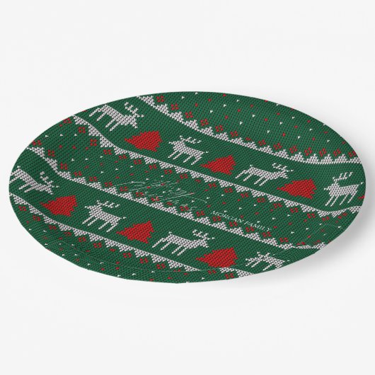 冬のワンダーランド、トナカイの松の木の緑 ペーパープレート (アングル)