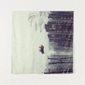 冬のワンダーランド:雪の松の森 タペストリー (正面(横))