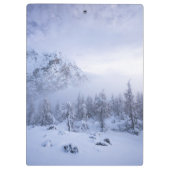 冬のワンダーランド、霧、トウヒの森と山 クリップボード (裏面)