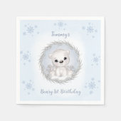 冬の一年目の誕生日かわいい青いシロクマ スタンダードカクテルナプキン (正面)