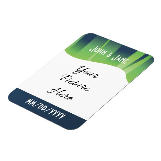 冬の不思議の国のオーロラの保存日付の磁石 マグネット (左側)