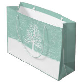 冬の不思議の国のシカ、雪の松の木のクリスマス ラージペーパーバッグ (裏面アングル)