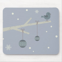 冬の休日の森のスズメの鳥の漫画 マウスパッド