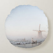 冬の円形の枕の雪の風車 ラウンドクッション (正面)