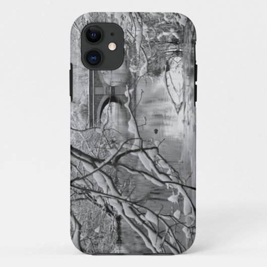 冬の凍結する川上のアーチ橋 Case-Mate iPhoneケース (裏面)